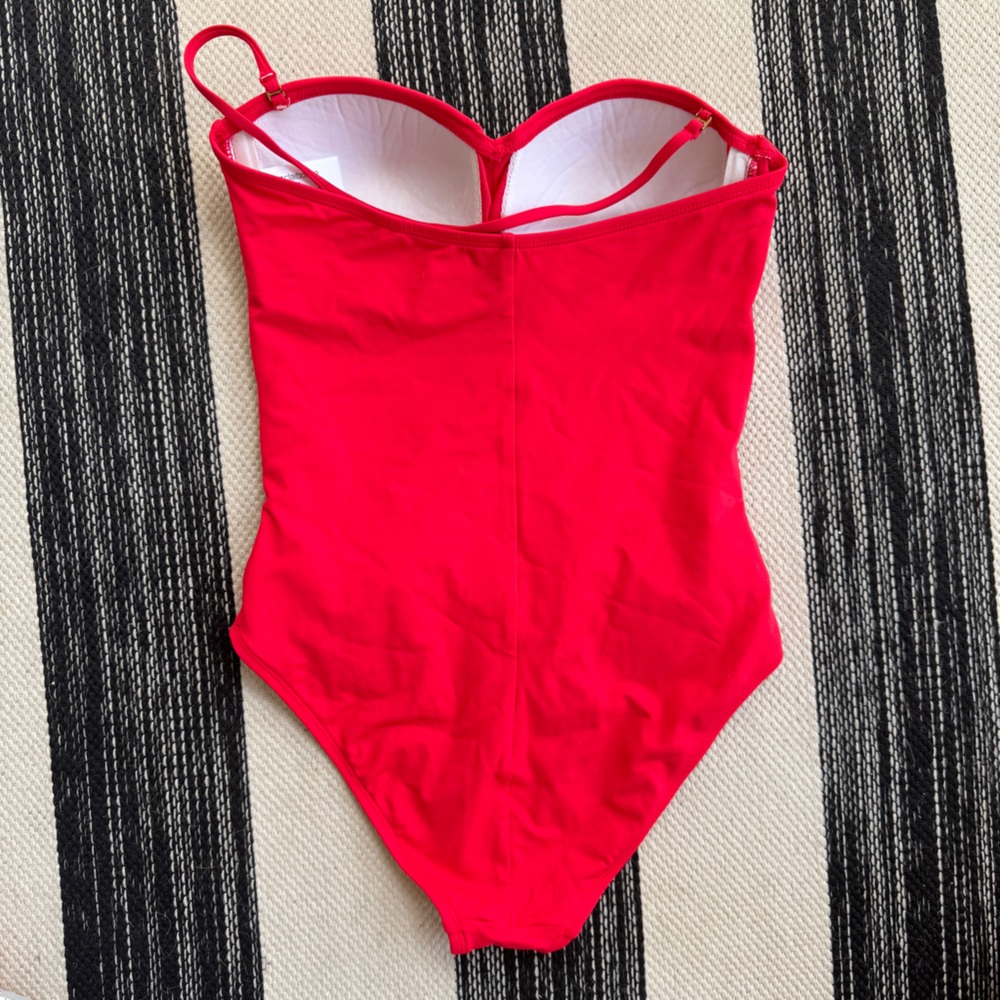 Lize Claiborne Swimsuit Women's Red Halter Top One Piece Swimsuit Size 8 - Picture 2 of 9